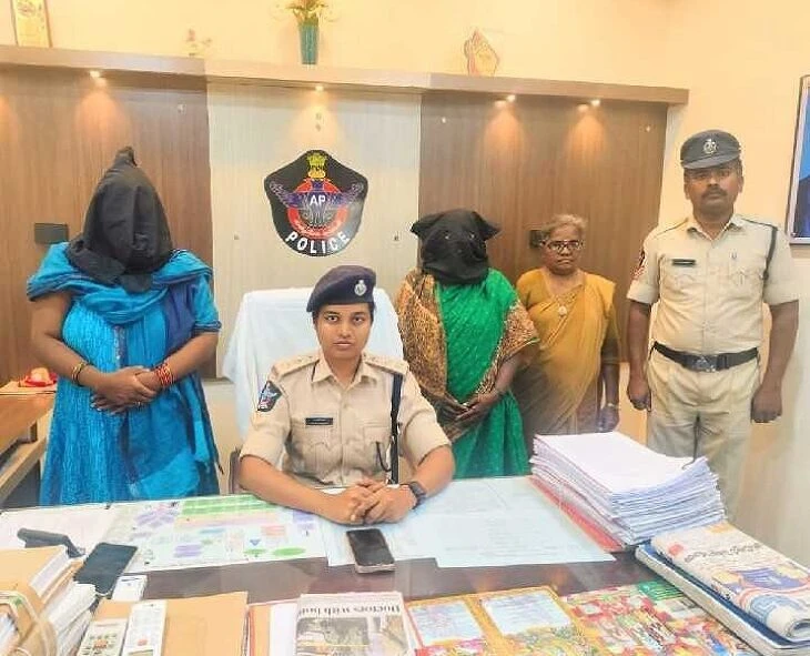 Nellore: Forcible rape of a girl using colored turmeric paste (abduction) 16th news