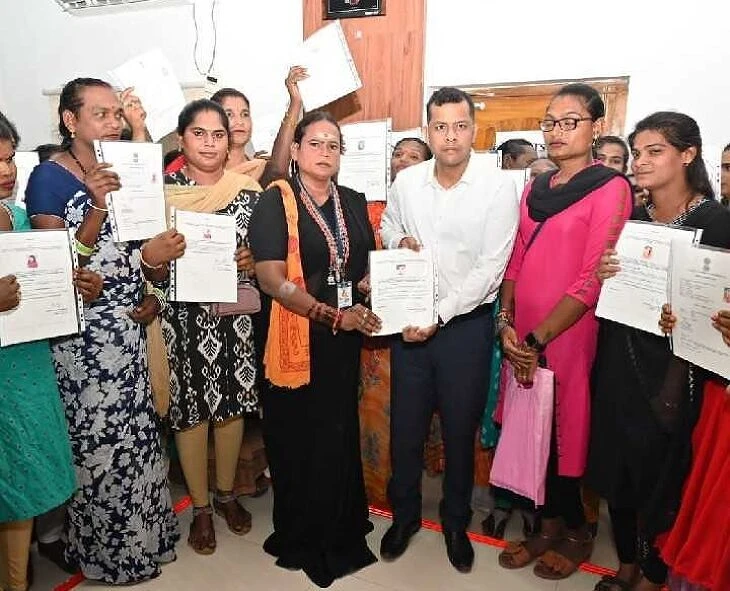 Distribution of certificates and ID cards to transgender people 6th news
