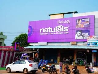 naturals salon 1