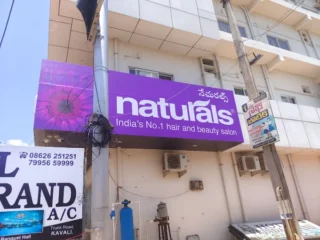 naturals salon