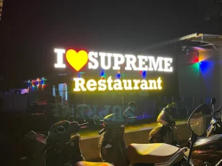 supreme restaurant